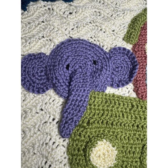 Handmade Noah’s Ark Baby Blanket – Crochet Animal Nursery Blanket Gift - Picture 7 of 11